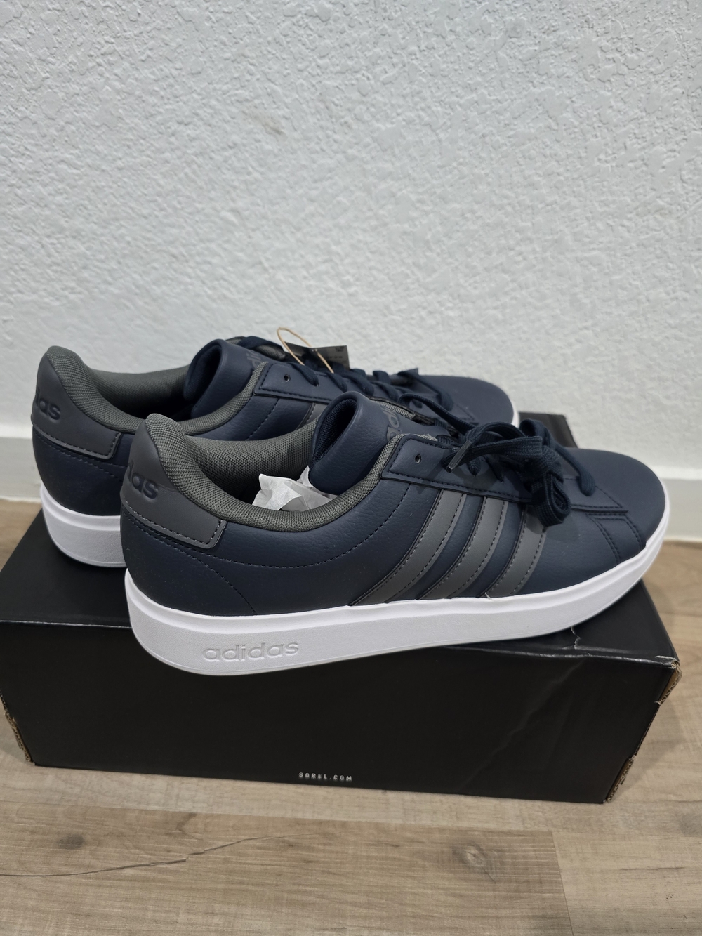 adidas Grand Court 2.0 Men's Navy Casual Sneakers.10.5 M - Picture 2 of 10